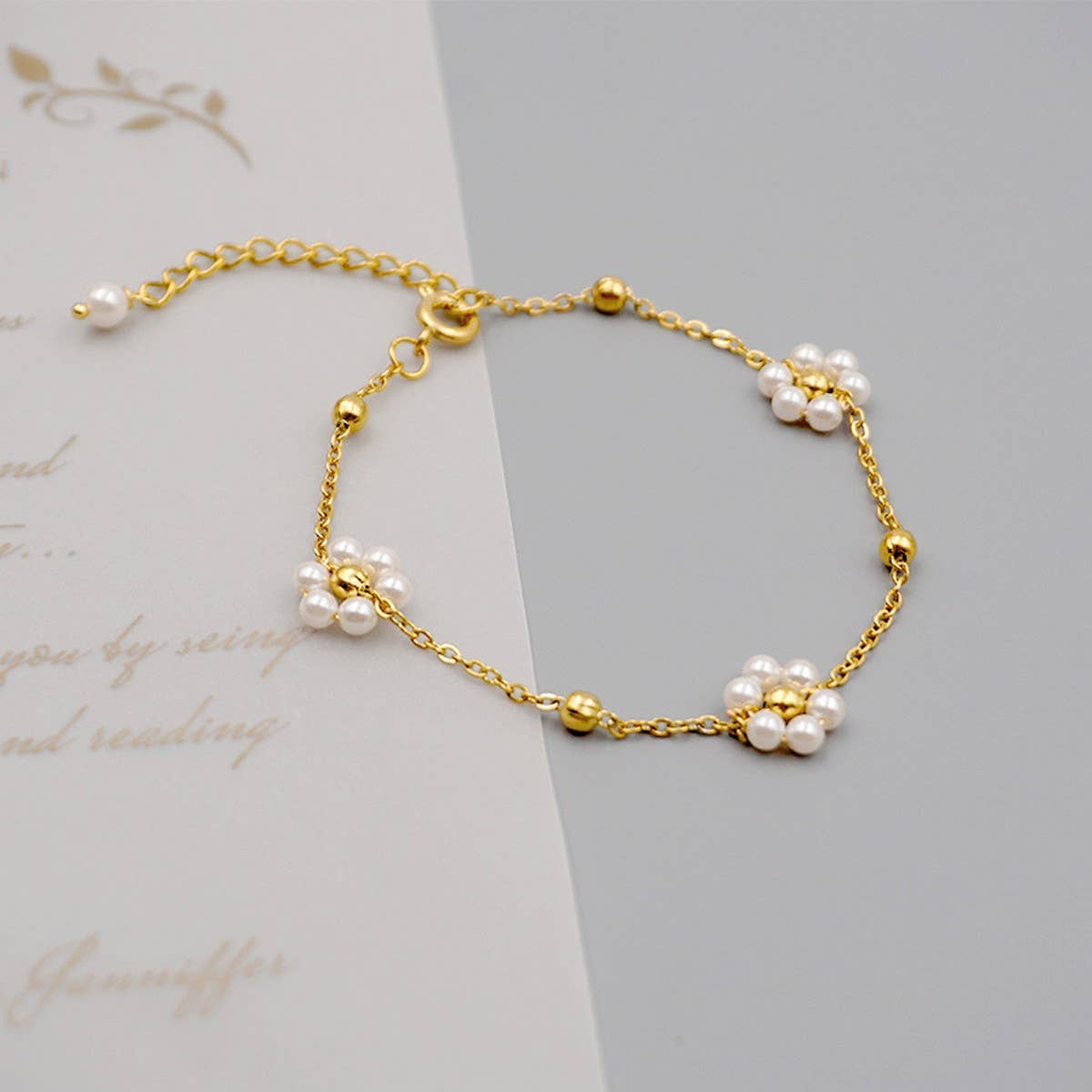 SMALL FLOWER PEARL BRACELET SET_CWAJE1668