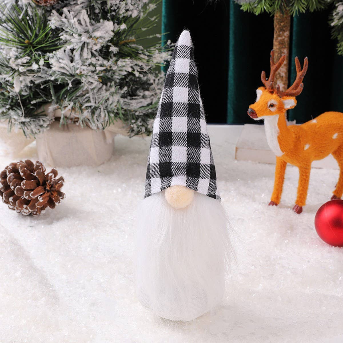 CHRISTMAS DECORATION FOREST OLD MAN FIGURINE_CWMM2859