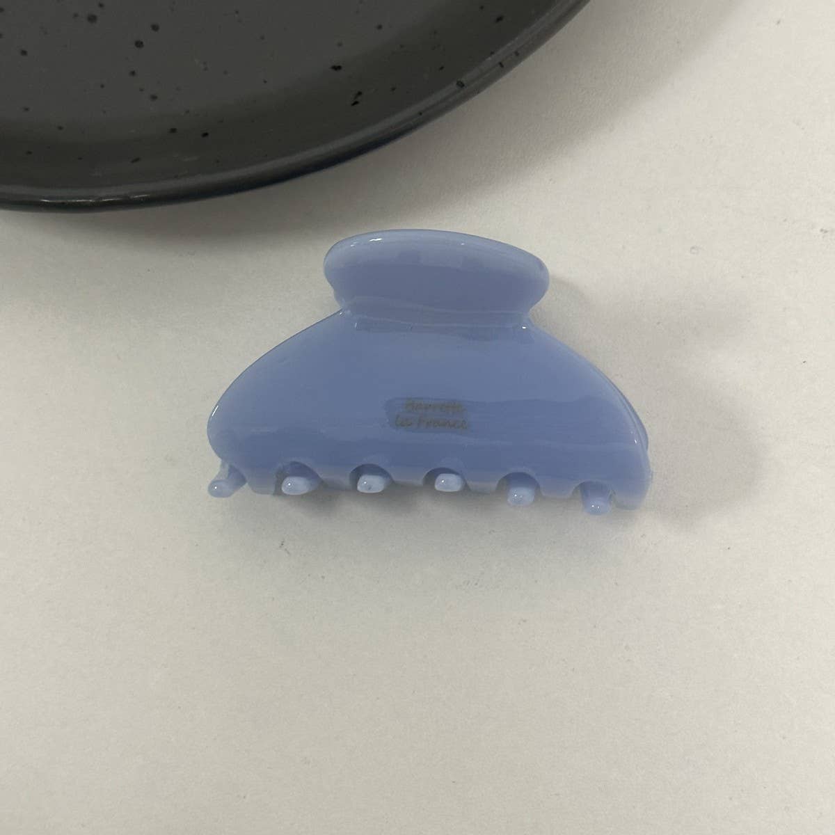 Versatile Candy-Colored Half-Tied Shark Hair Clip_Cwaha1285