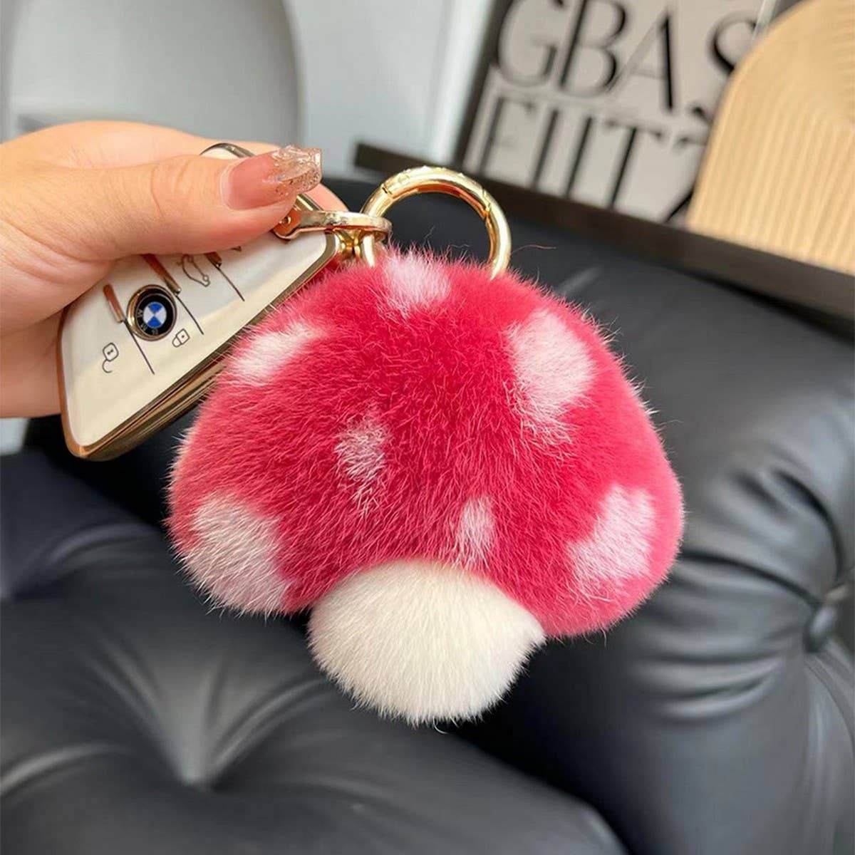 CUTE LITTLE MUSHROOM CAR KEYCHAIN BAG PENDANT_CWMM2533