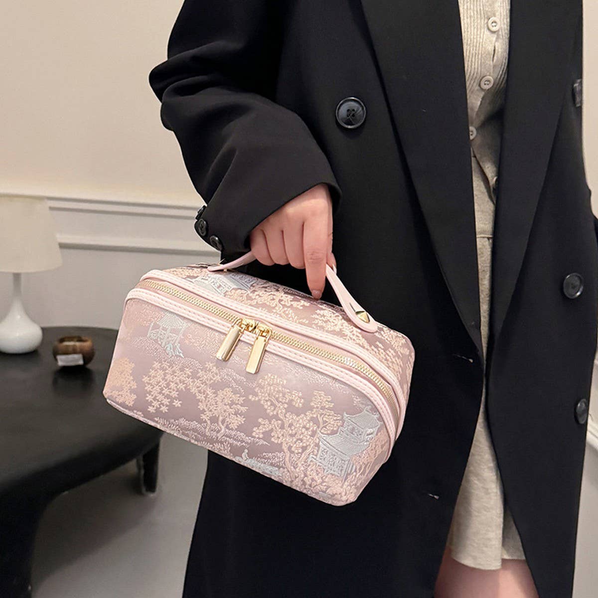 NEW RETRO FASHION LARGE CAPACITY COSMETIC BAG_CWAB4381