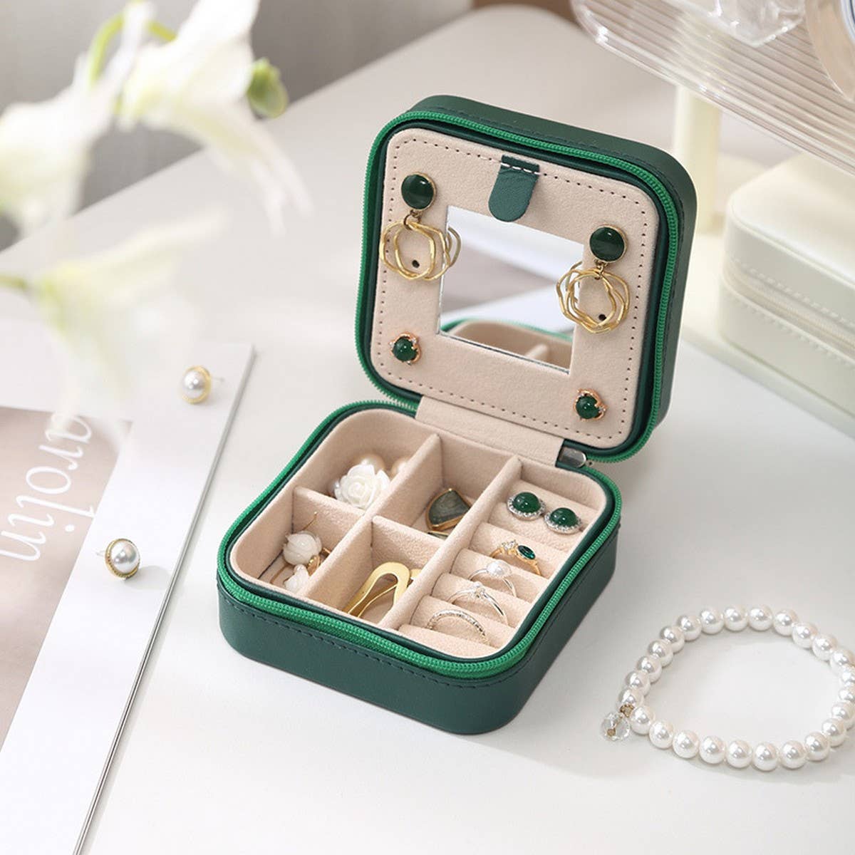 PORTABLE MIRROR JEWELRY STORAGE BOX_CWAJE1547