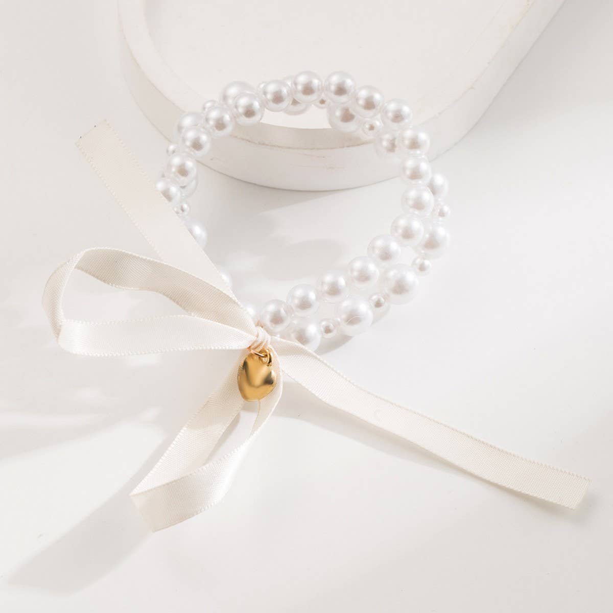 DELICATE HEART PEARL BOW HAIR TIE FOR WOMEN_CWAHA6237