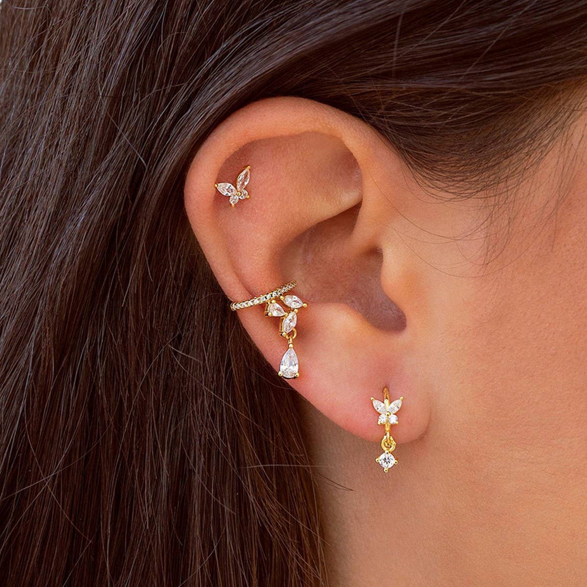 MULTICOLOR BUTTERFLY SIMPLE TEMPERAMENT EARRINGS_CWAJE1721