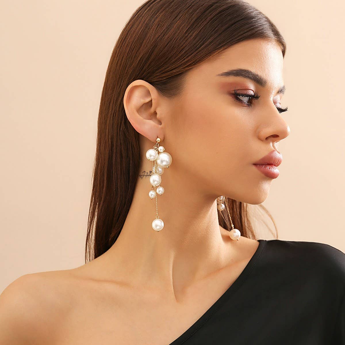 IMITATION PEARL TASSEL PENDANT EARRINGS_CWAJE1155