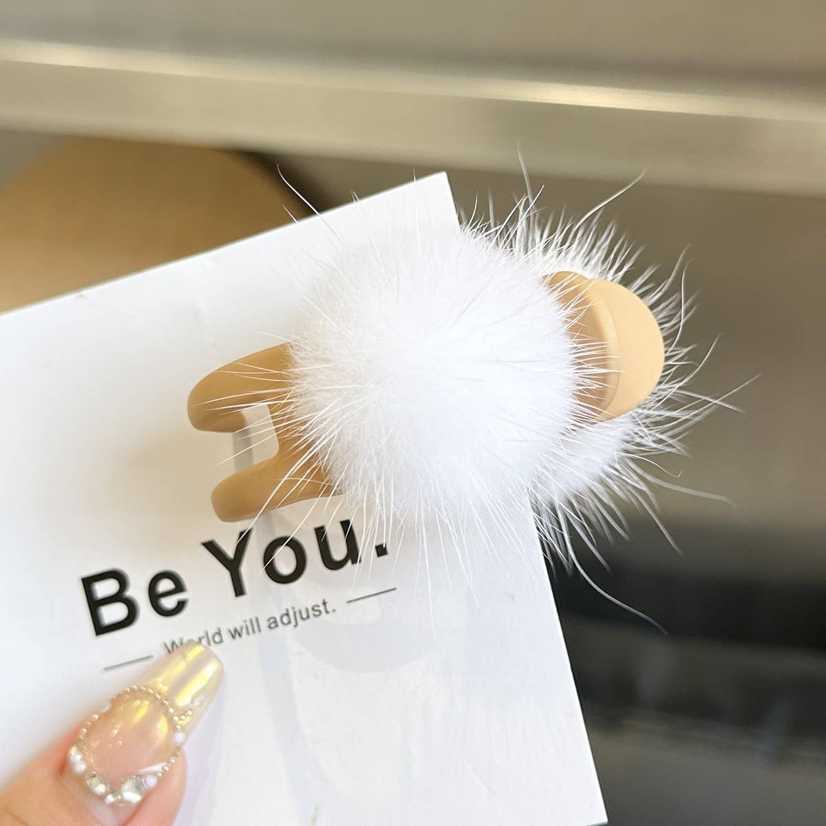 MINK FUR BALL HAIR CLAW CUTE WINTER FLUFFY CLIP_CWAHA3310