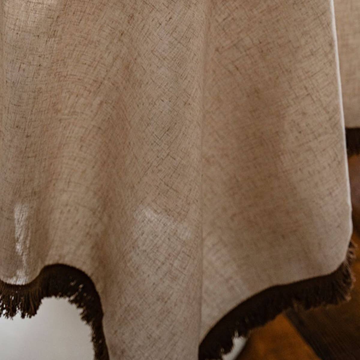 HOUSEHOLD SOLID COLOR KHAKI TASSEL DINING TABLE_CWMM0941