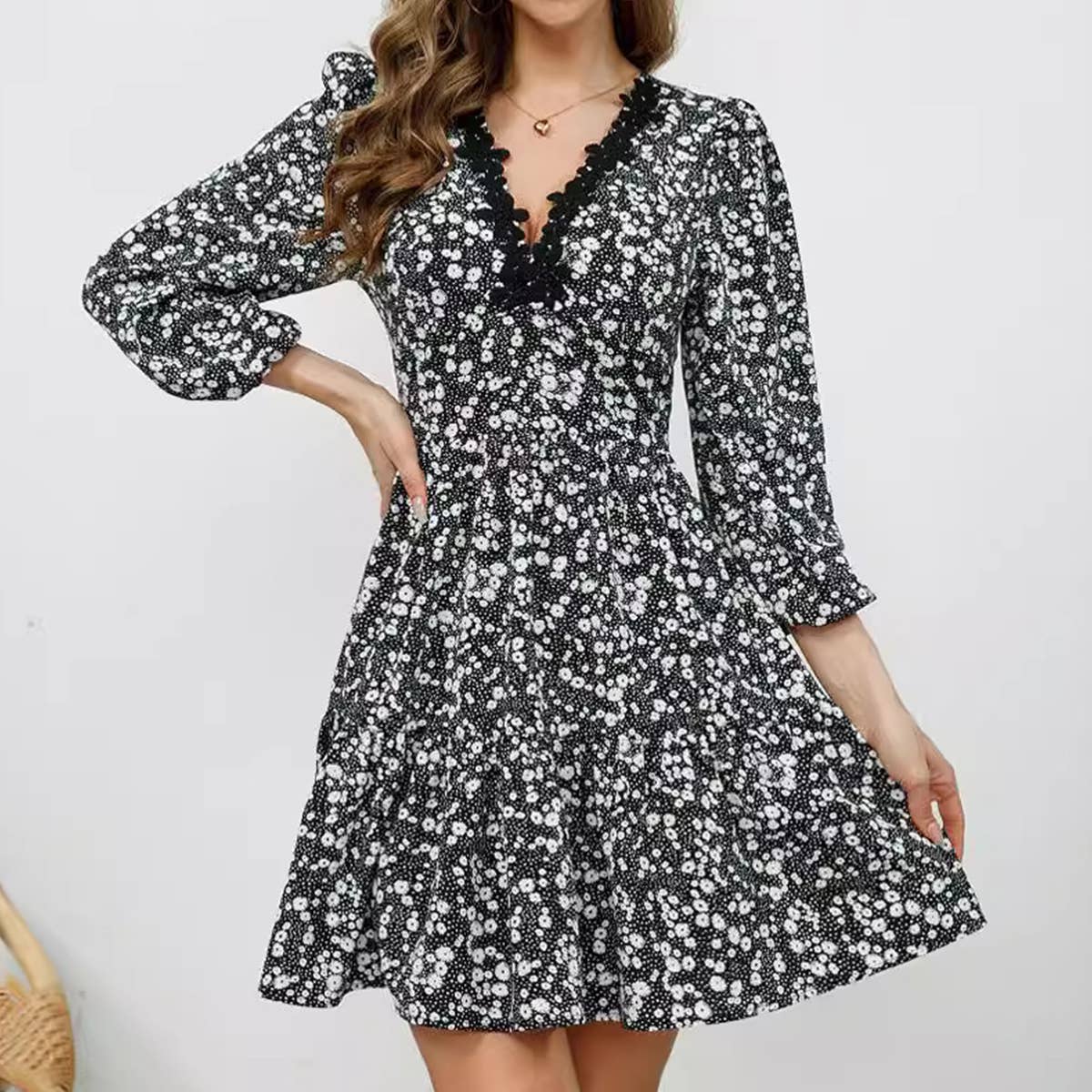 Spliced Floral V-Neck Floral Long-Sleeved Dress