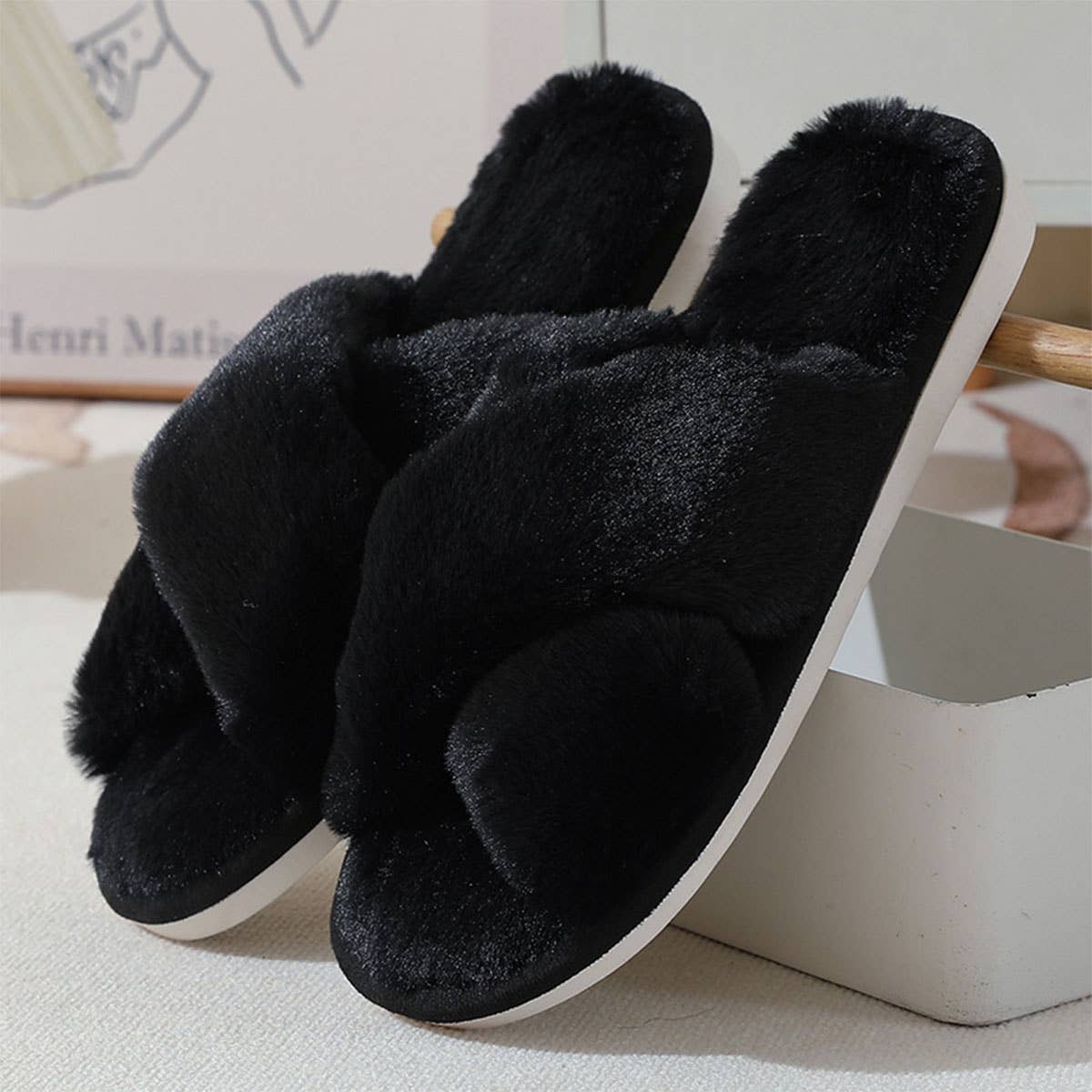 CROSS STYLE FAUX RABBIT FUR SLIPPERS FOR WOMEN_CWSHS0283