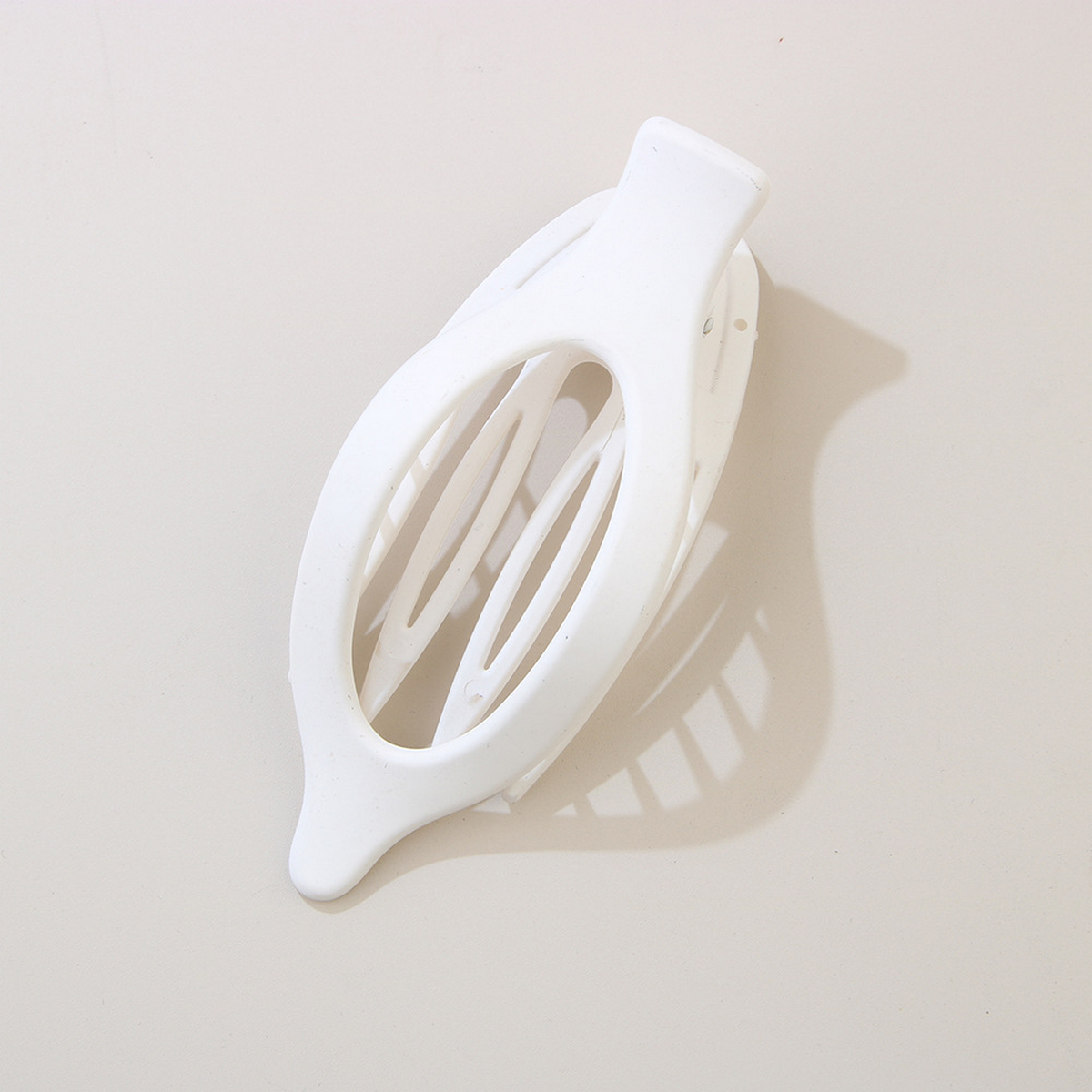 LEAF OVAL HAIR CLIP MINIMALIST CLAW BARRETTE_CWAHA6511