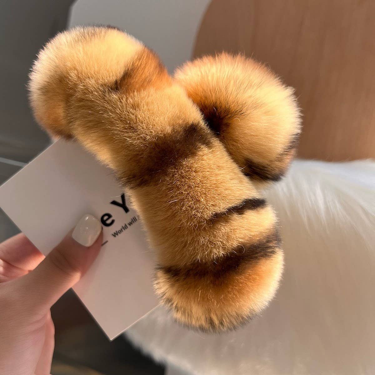 LARGE REAL REX RABBIT FUR HAIR CLAW CUTE COZY_CWAHA3302