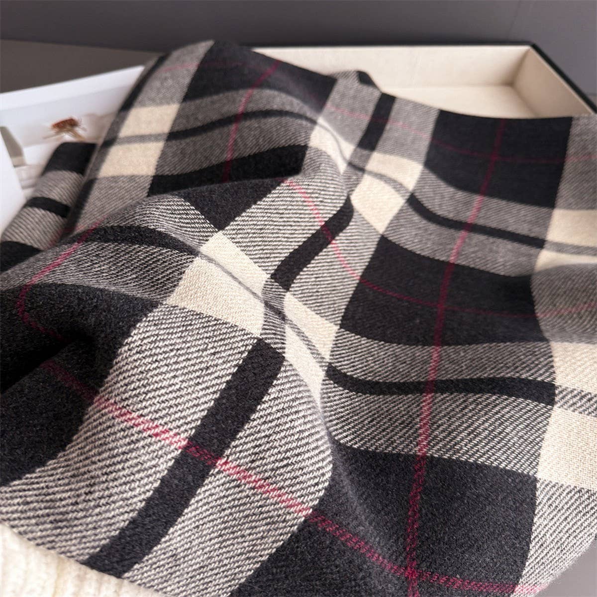 Fresh Plaid Cashmere Feel Tassel Scarf Wrap_Cwasc03245