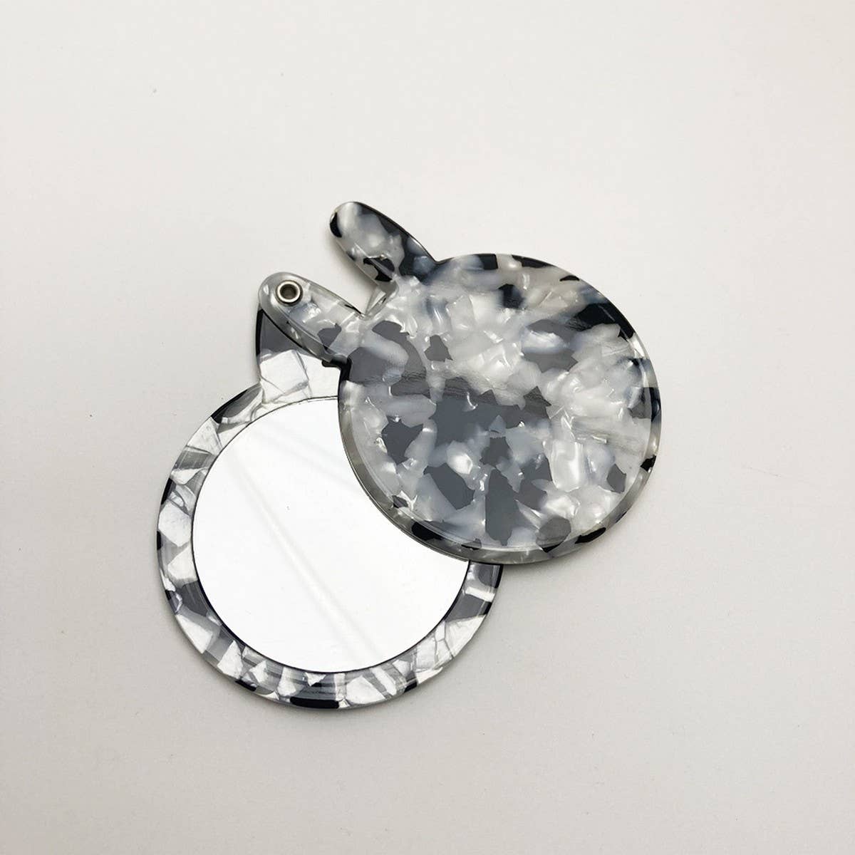 CUTE BUNNY COMPACT MIRROR ACETATE FLORAL_CWMM6374