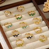 STAINLESS STEEL FLOWER EARRINGS WITH DIAMONDS_CWMM3598