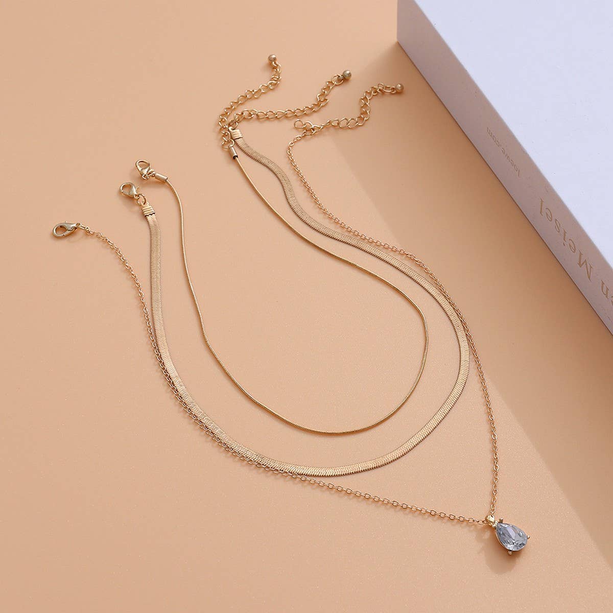 COOL STYLE STACKED TEMPERAMENT SIMPLE NECKLACE_CWAJE2001