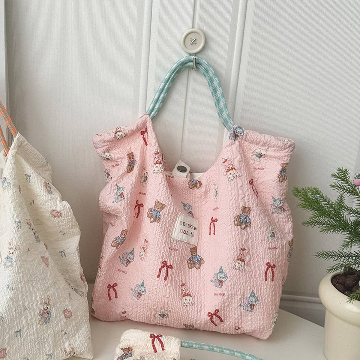 2024 New Embosse Cute Sweet Canvas Bag_Cwab3080