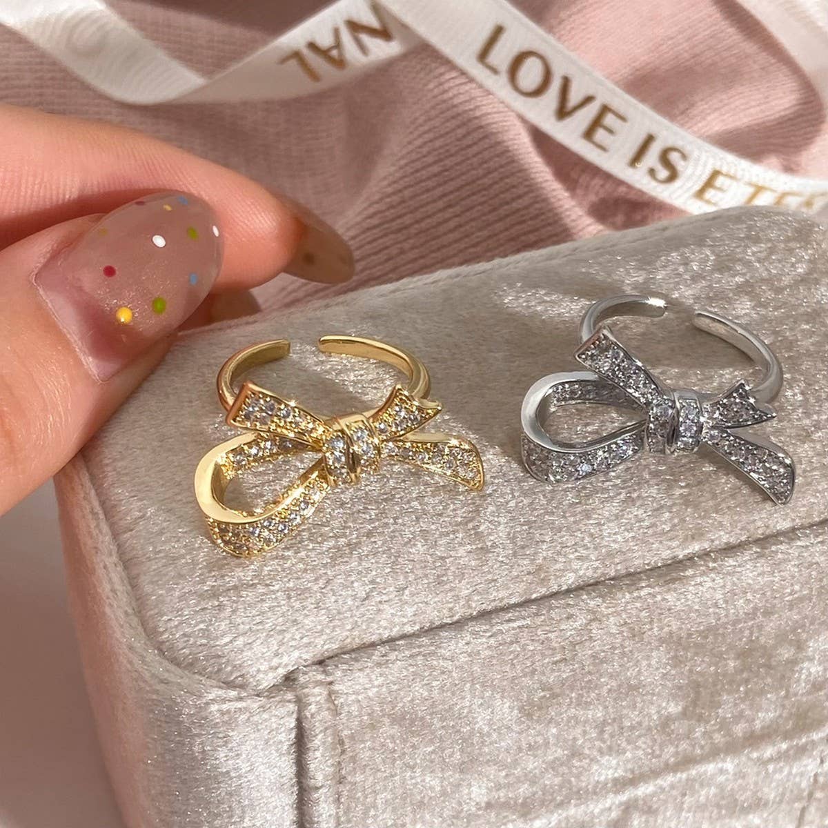 Womens Exquisite Micro-Inlaid Zircon Open Ring