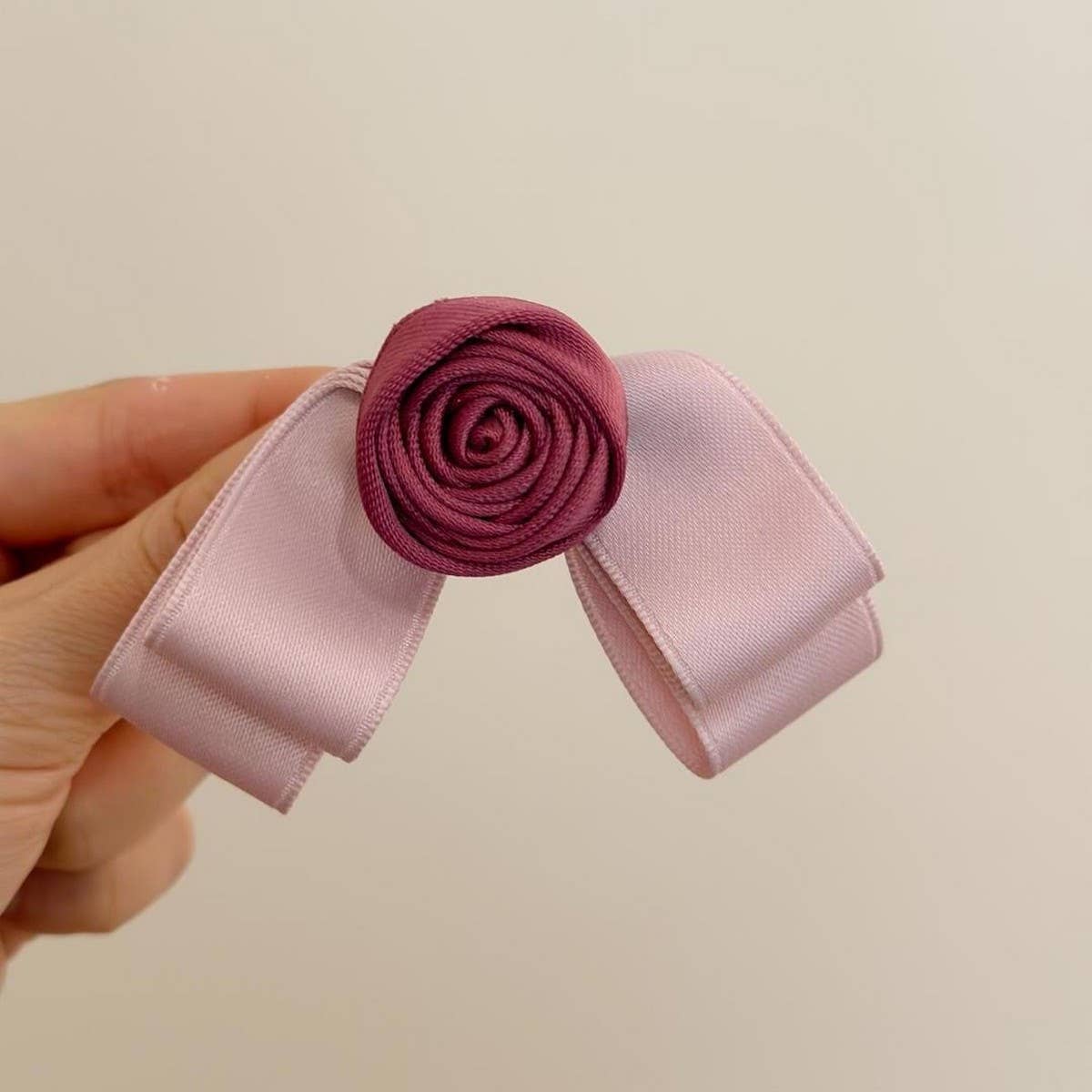 ROSE BOW EDGE CLIP DUCK BILL HAIR CLIP_CWAHA1276