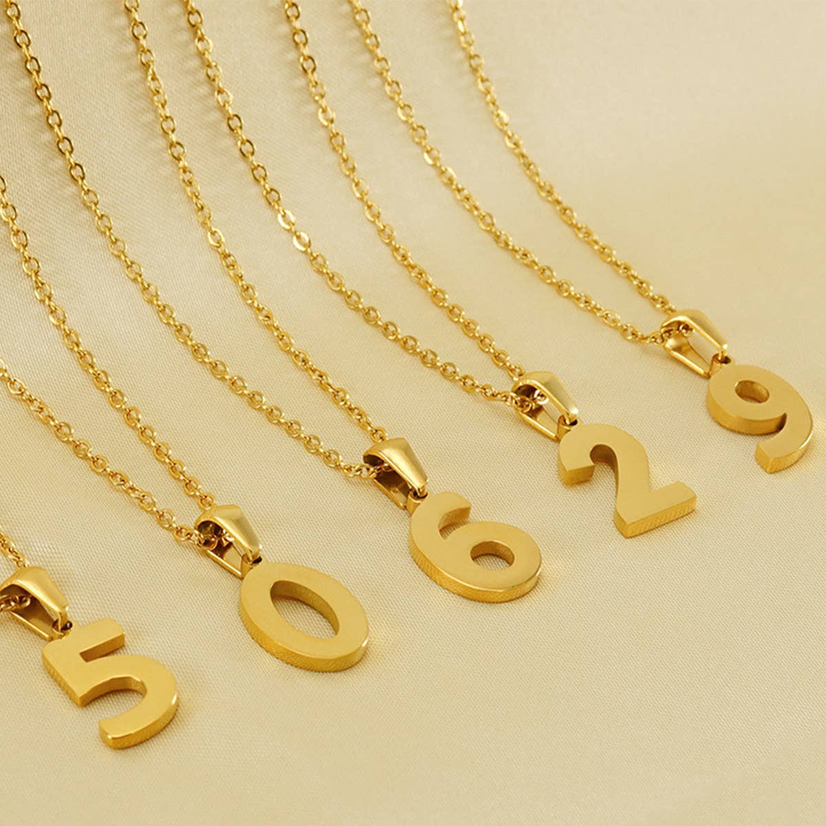 STAINLESS STEEL DIGITAL NECKLACE_CWAJE0689