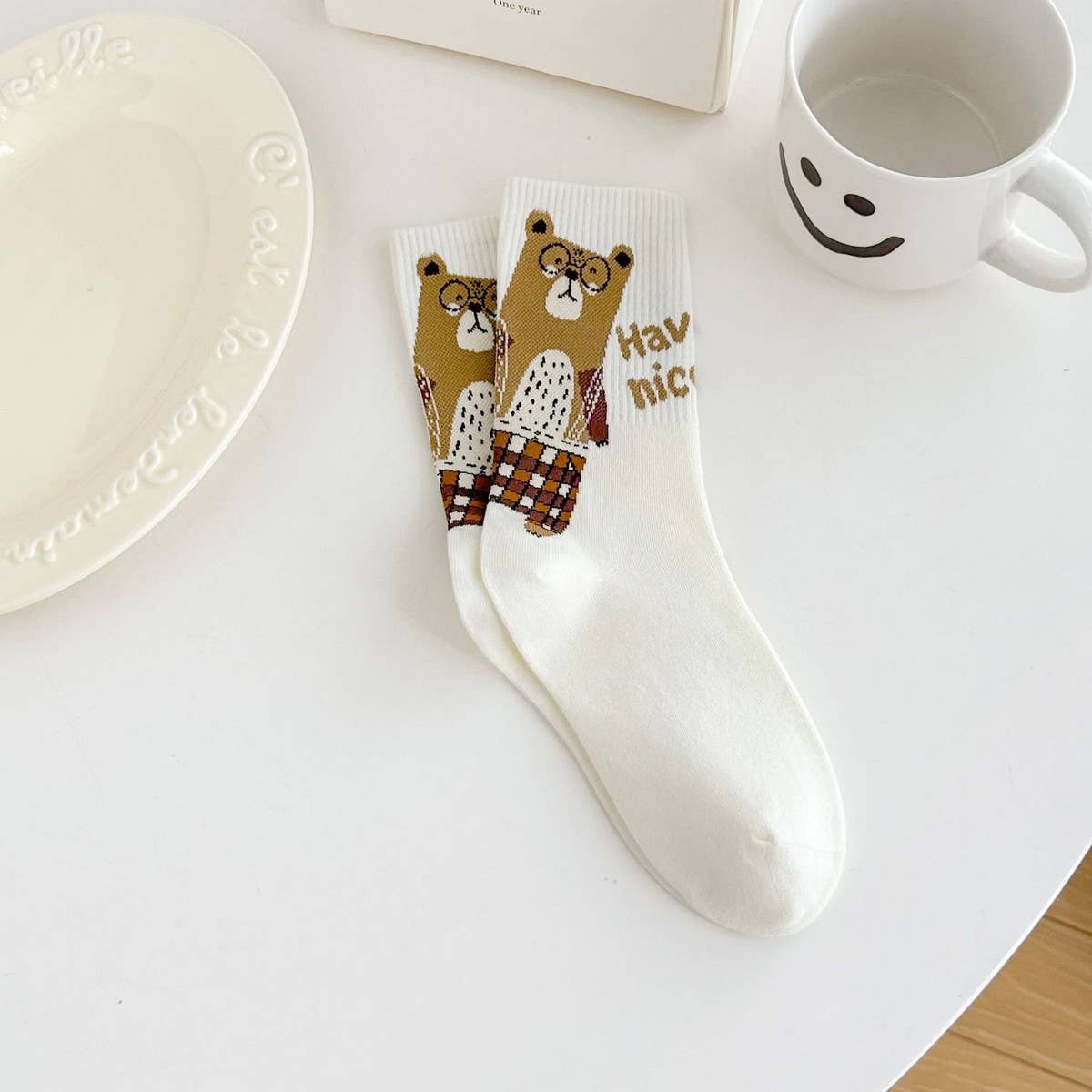 NEW CUTE CARTOON BEAR BONELESS SOCKS FOR WOMEN_CWMS1361