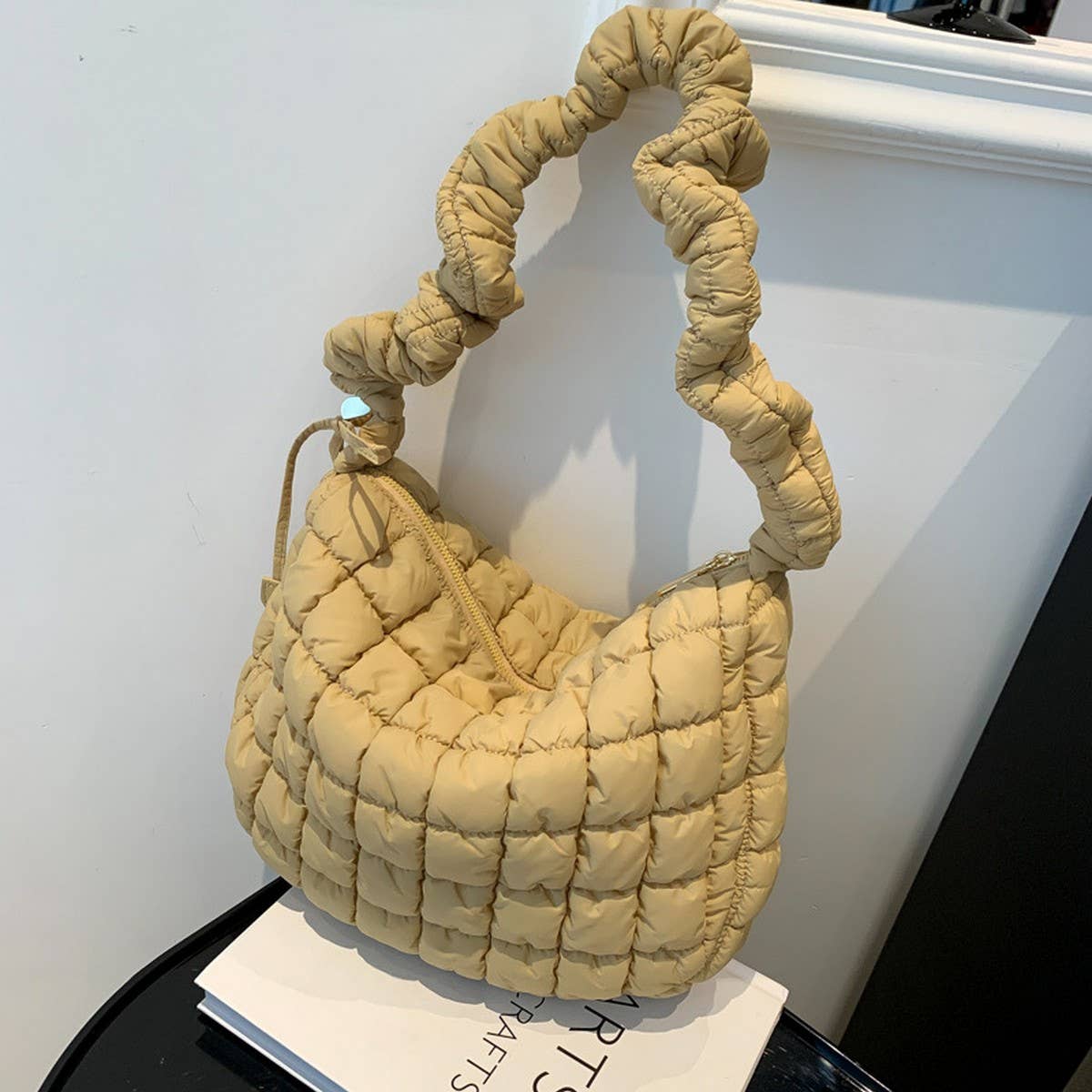 PUFFY CLOUD BAG LARGE SHOULDER CROSSBODY_CUAB00526