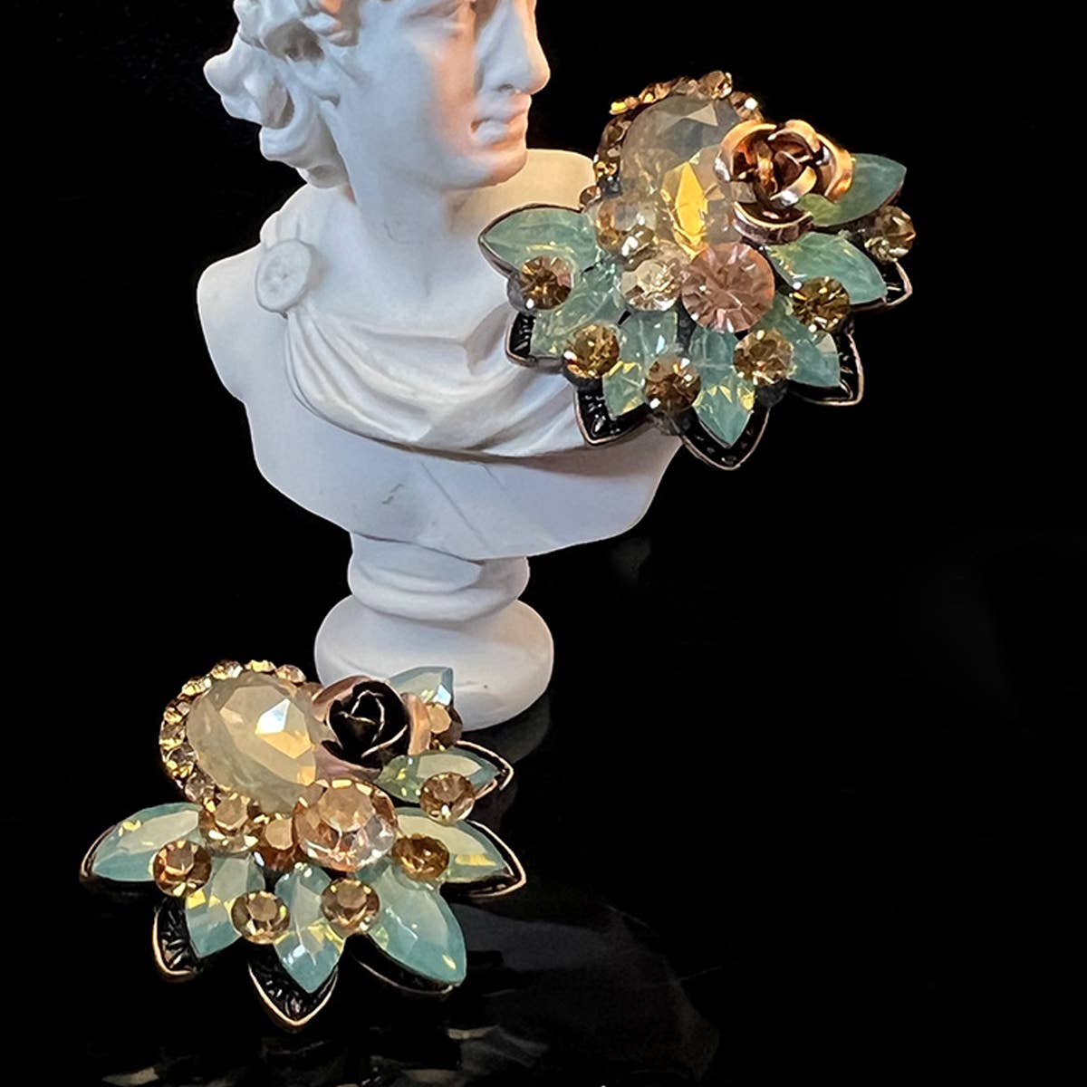 STYLISH RETRO BACK STUD EARRINGS_CWAJE1110