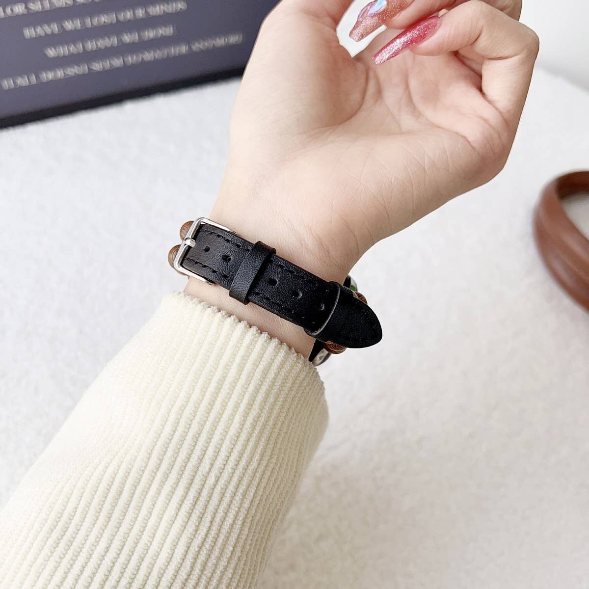 IWATCH9 1 SE WOODEN BEADS GENUINE LEATHER STRAP_CWWW0048