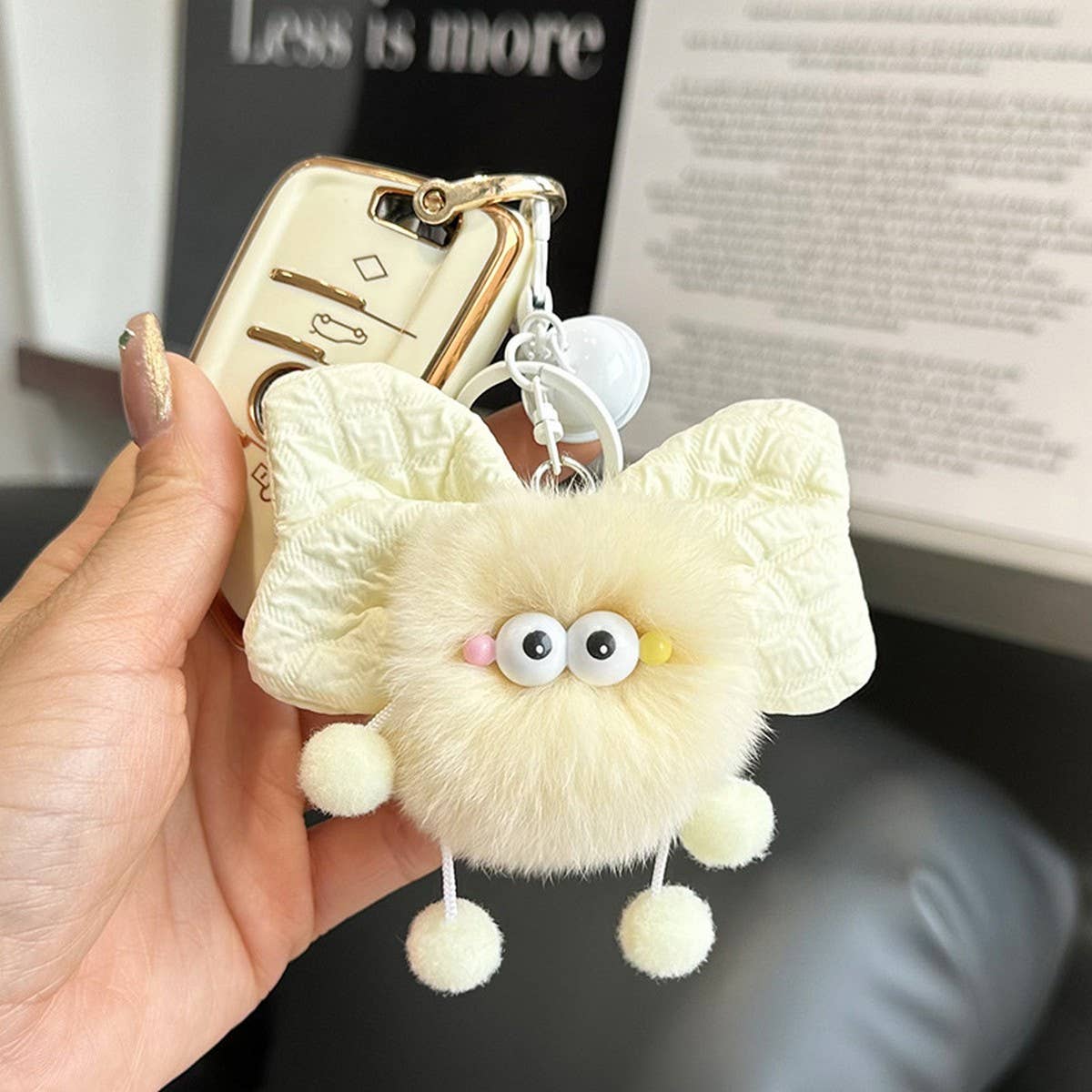 BOWKNOT SMALL BRIQUETTE BAG PENDANT CAR KEYCHAIN_CWMM2506