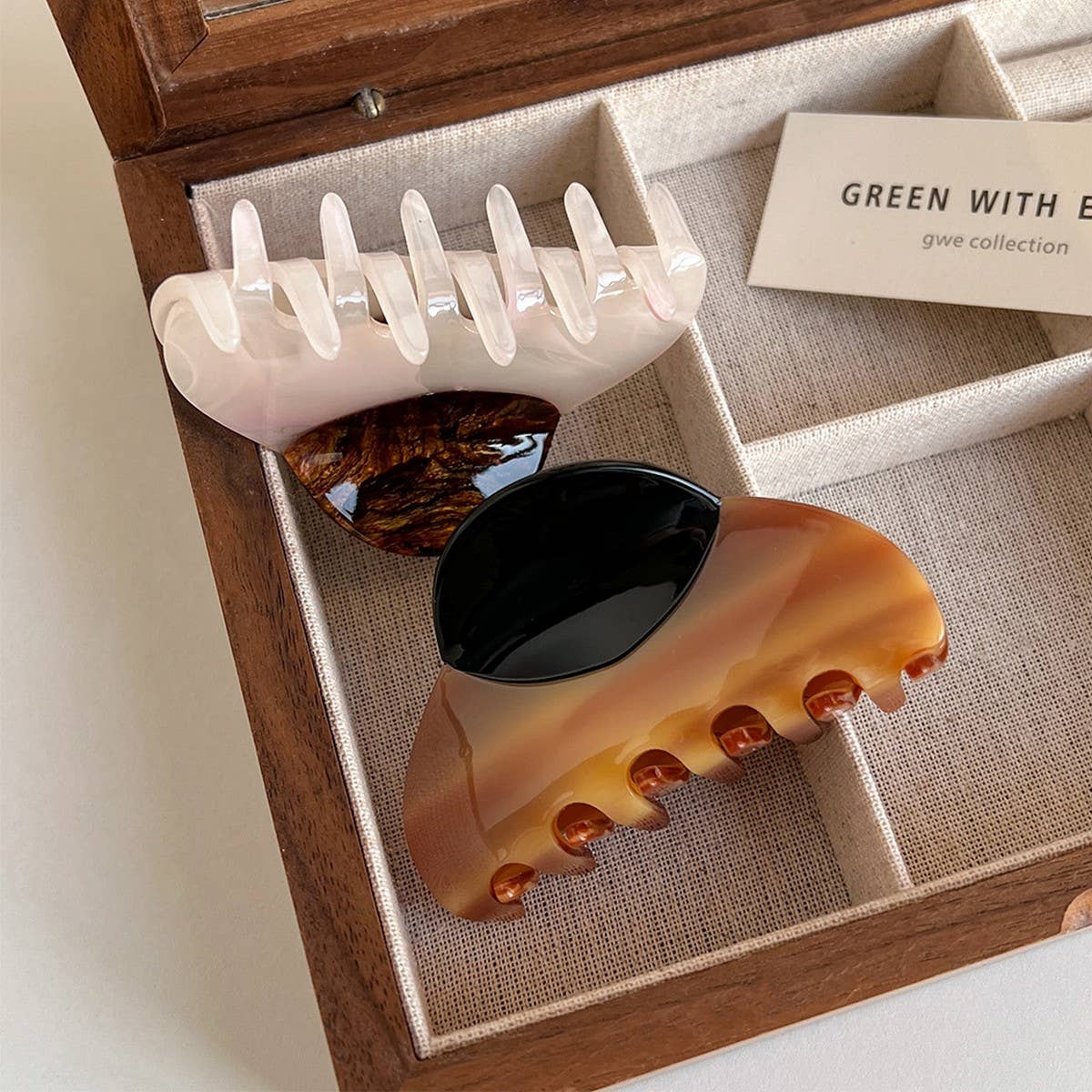 Woodgrain Acetate Claw Vintage Maillard Style Cwaha6011