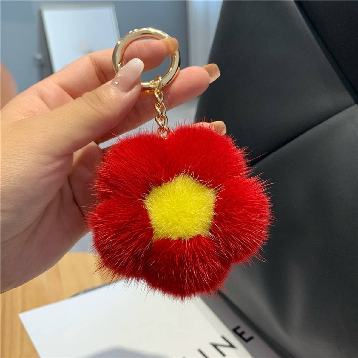 CUTE PLUSH FLOWER CAR KEYCHAIN BAG PENDANT_CWMM2528