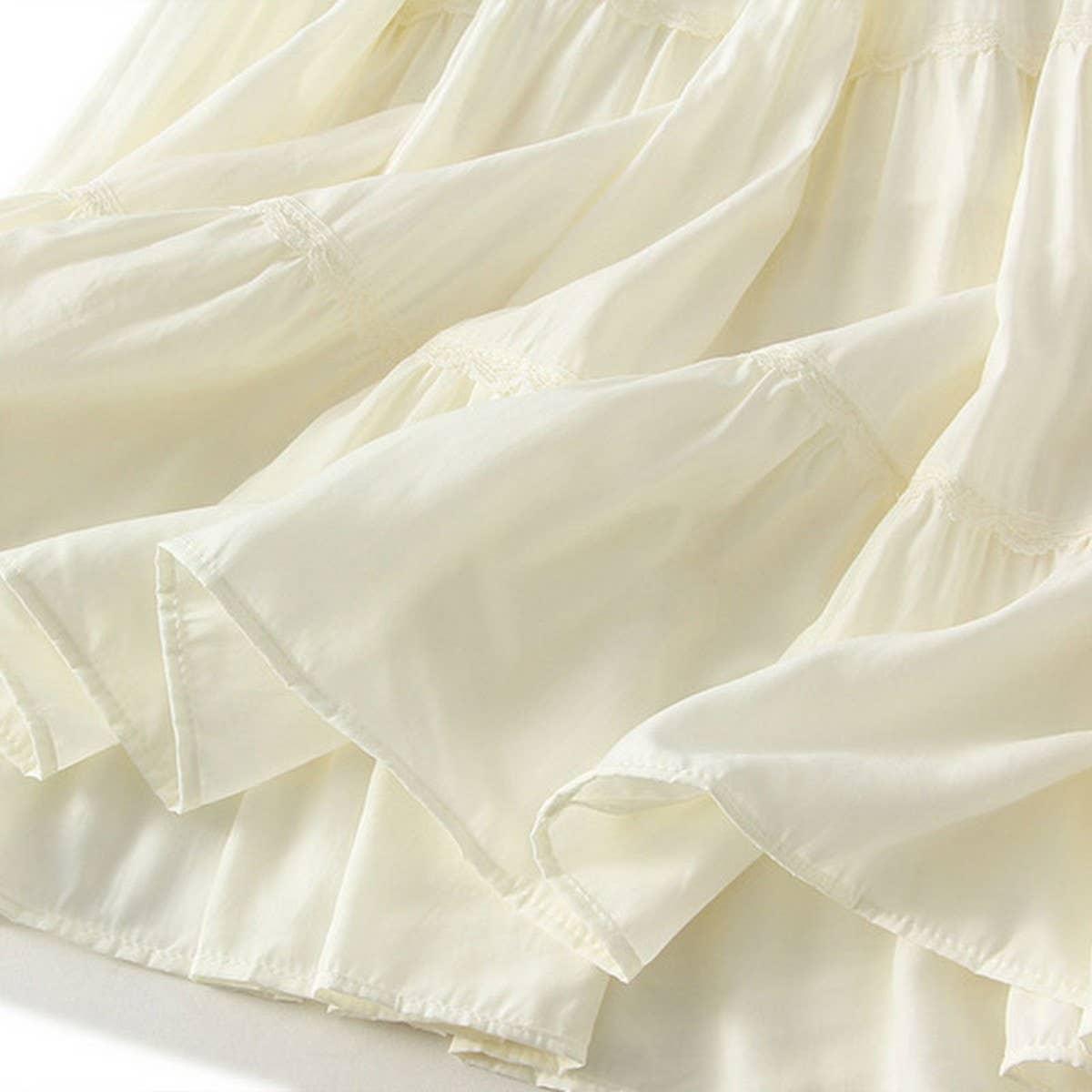 HIGH WAIST LACE TRIM A LINE TIERED MAXI SKIRT_CWBMS0363