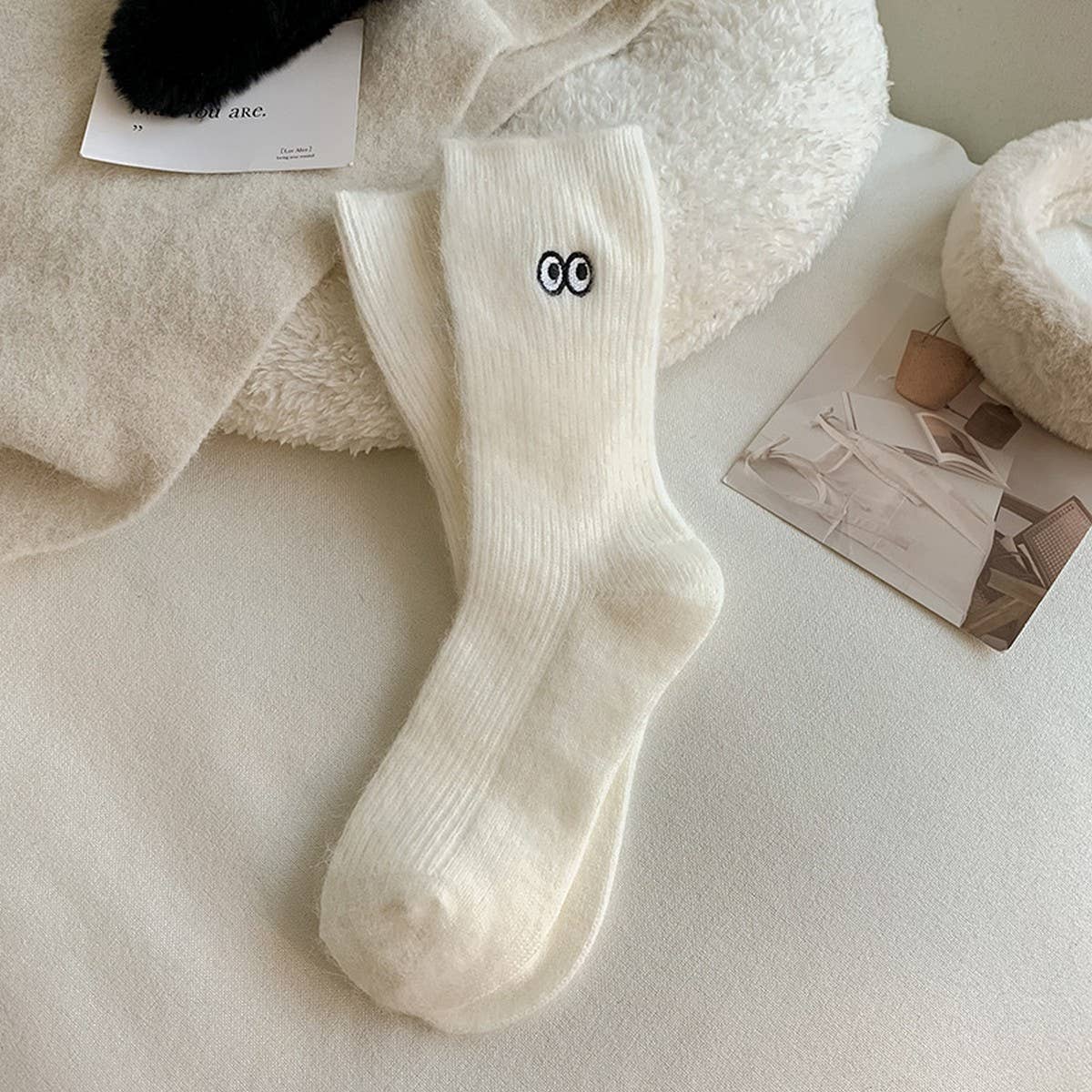 MID TUBE SMALL EYE THICK WARM STACKED SOCKS_CWMS0799