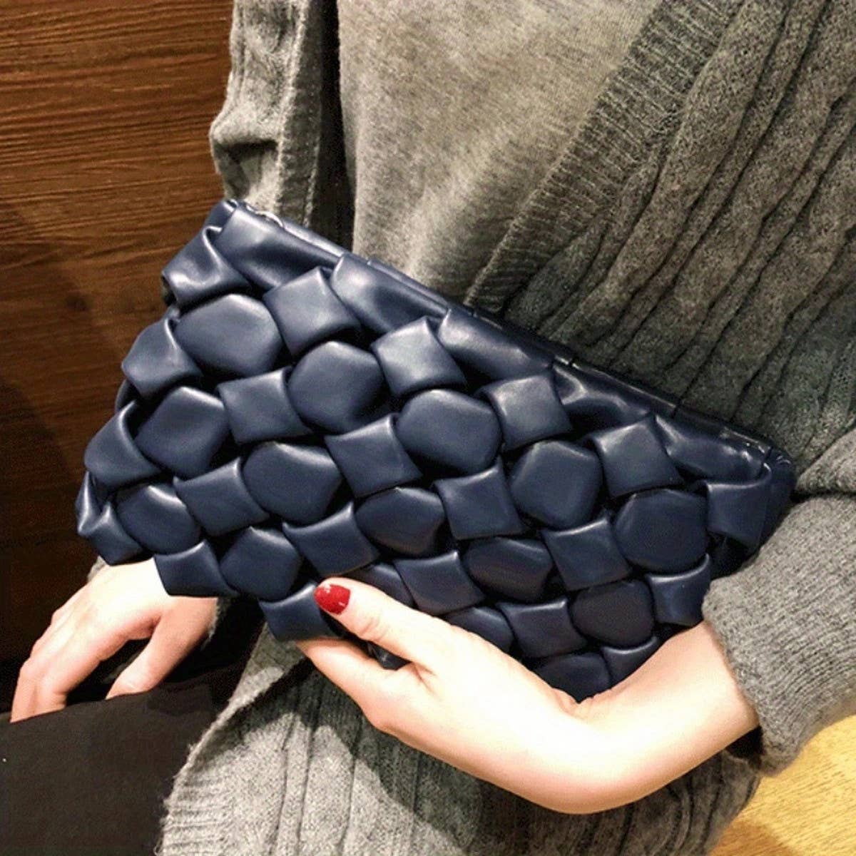 Women'S Woven Vintage Soft Leather Clutch_Cwab2610