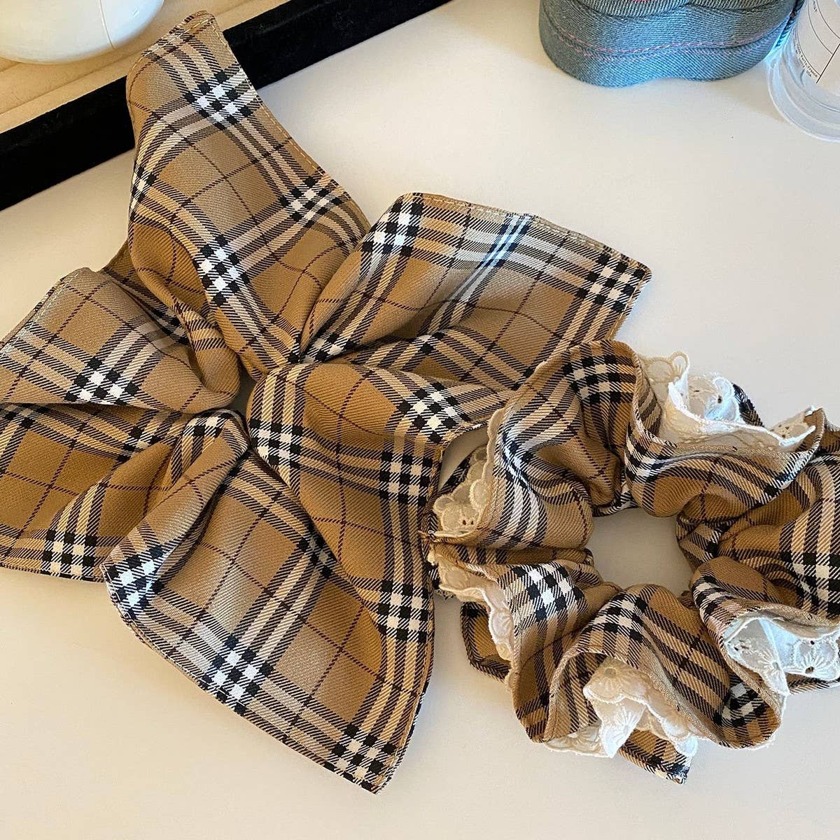 Plaid Lace Scrunchie Retro Bun Hair Tie_Cwaha08210