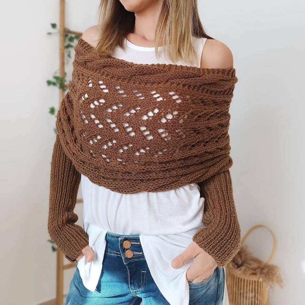 Cwasc1793_Twisted Hollow Long Sleeve Shawl Collar Scarf