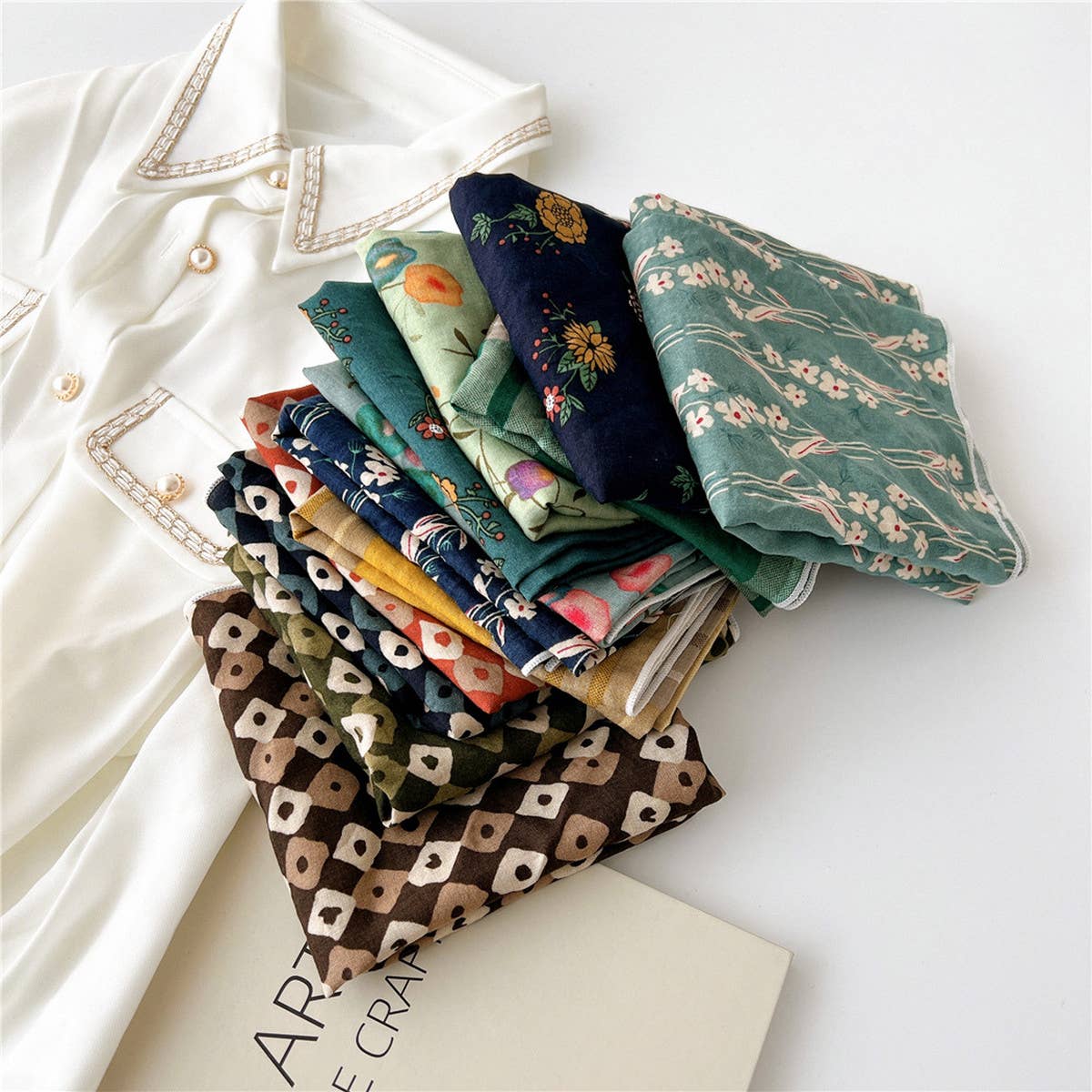 Cwasc2413_Temperament Scarf, Artistic Scarf