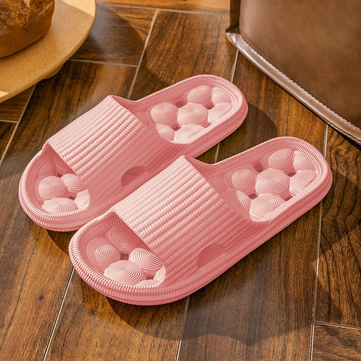 SOFT SOLED ANTI SLIP BATHROOM HOLLOW SLIPPERS_CWSHS0685