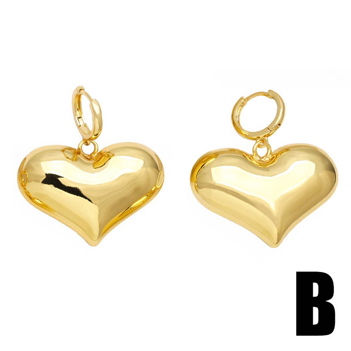 GOLD PLATED HEART SHAPED PENDANT EARRINGS_CWAJE1031