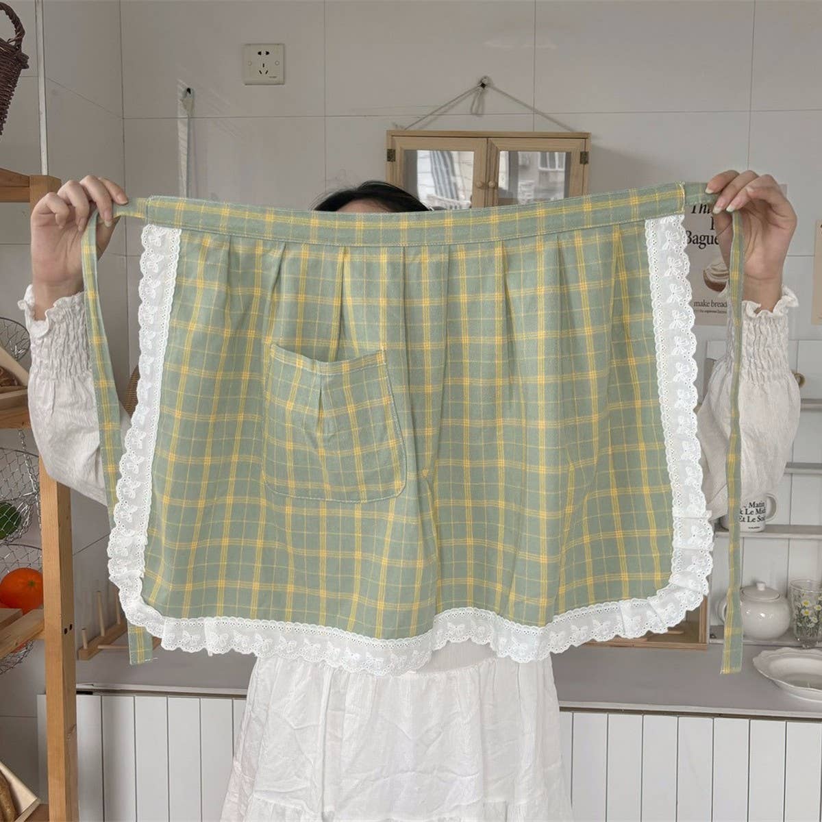 BOW LACE SKIRT AND HALF BODY APRON_CWMM5796