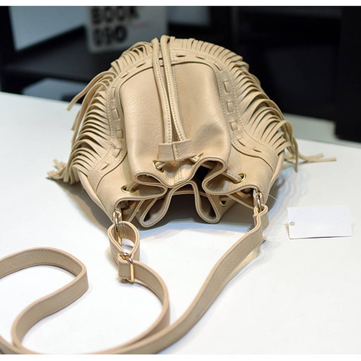 Cwab4539_Drawstring Handmade Tassel Bucket Shoulder Bag