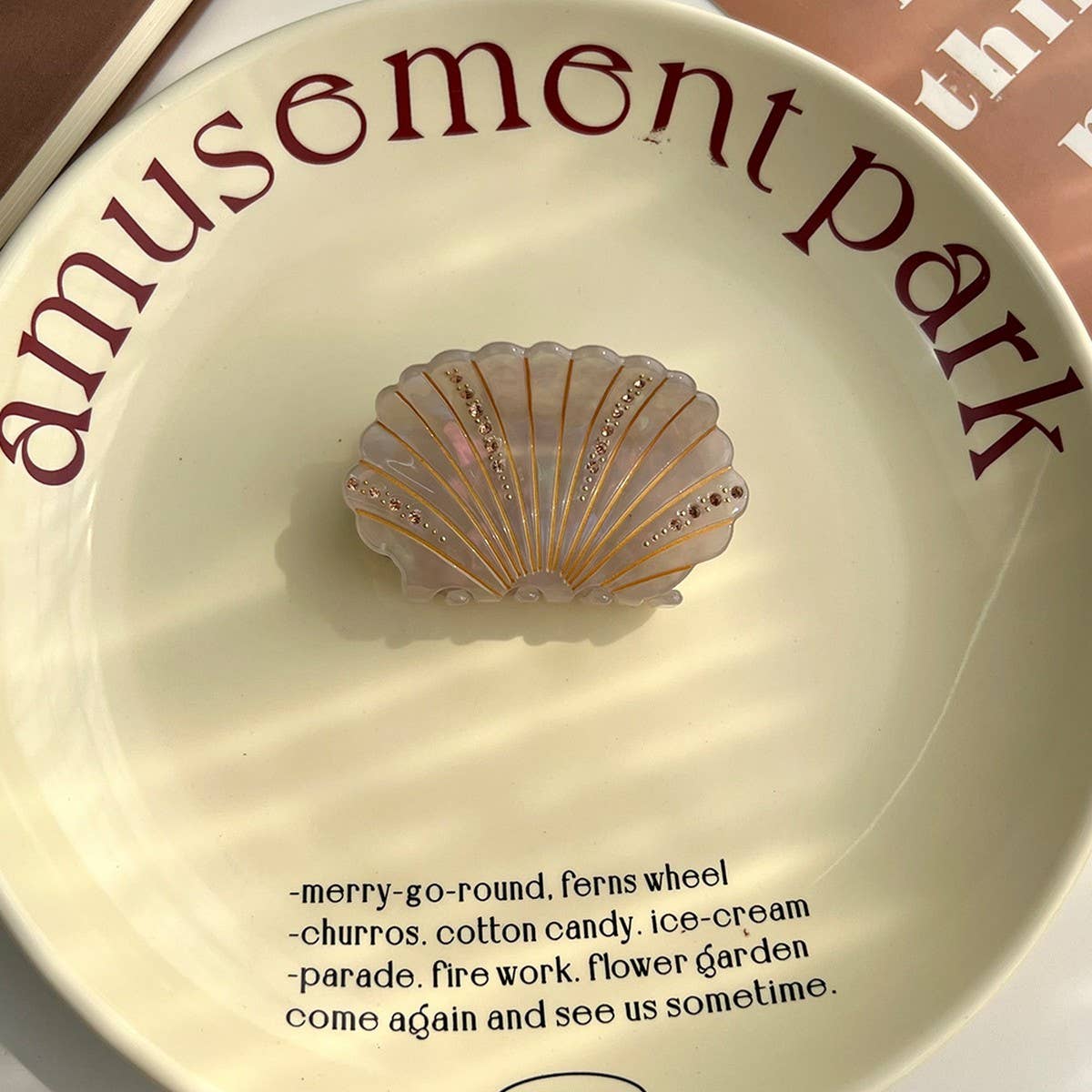 SHELL ACETATE HAIR CLAW OCEAN CHIC CLIP_CWAHA5748