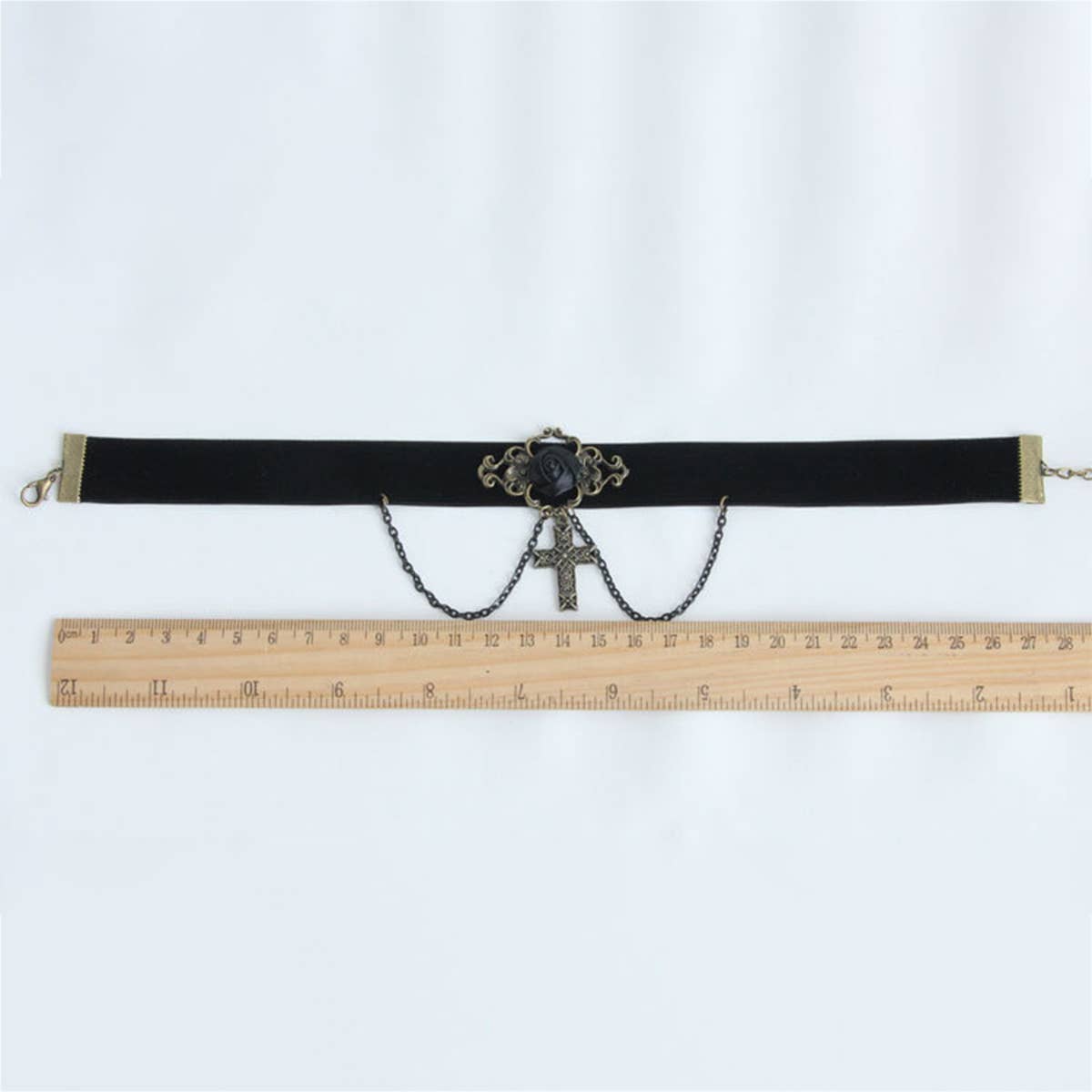 HALLOWEEN CROSS GOTHIC PUNK SHORT NECKLACE_CWMM0139