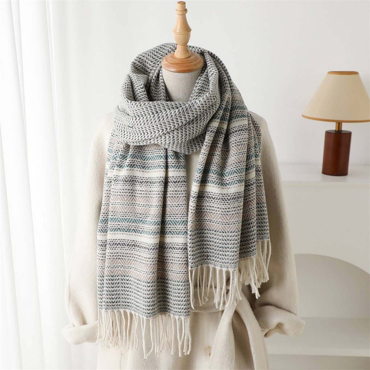 CLASSIC CHECKERED SHAWL SCARF WITH SOFT TASSELS_CWASC2766