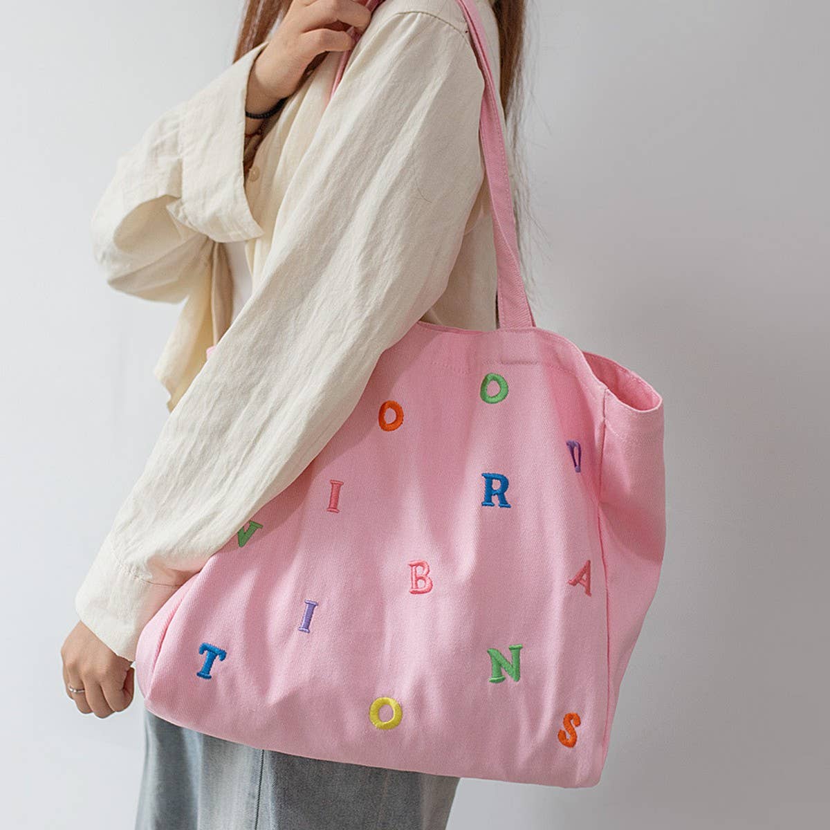 EMBROIDERED LETTER CANVAS TOTE BAG FOR WOMEN_CWAB5623
