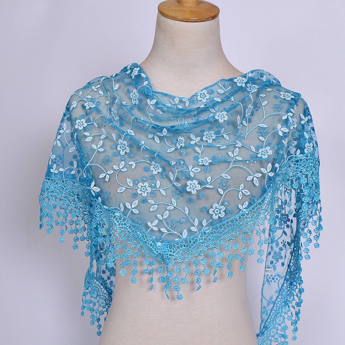 SPRING AND AUTUMN FLORAL HOLLOW LACE TRIANGLE VEIL_CWMM1984