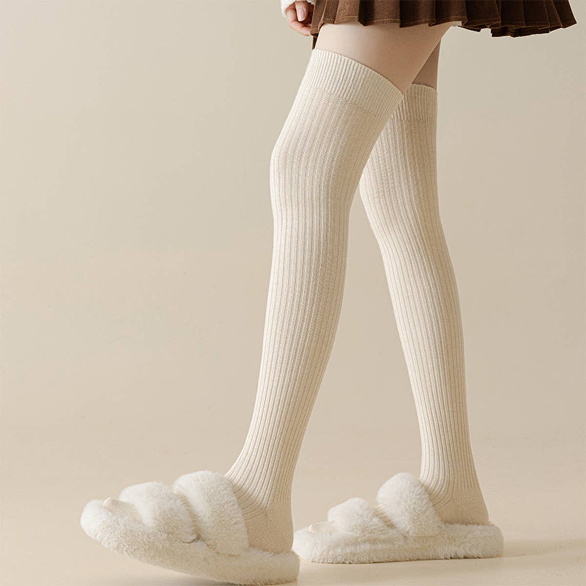 Brushed Wool Over-The-Knee Slouchy Socks_Cwms03334