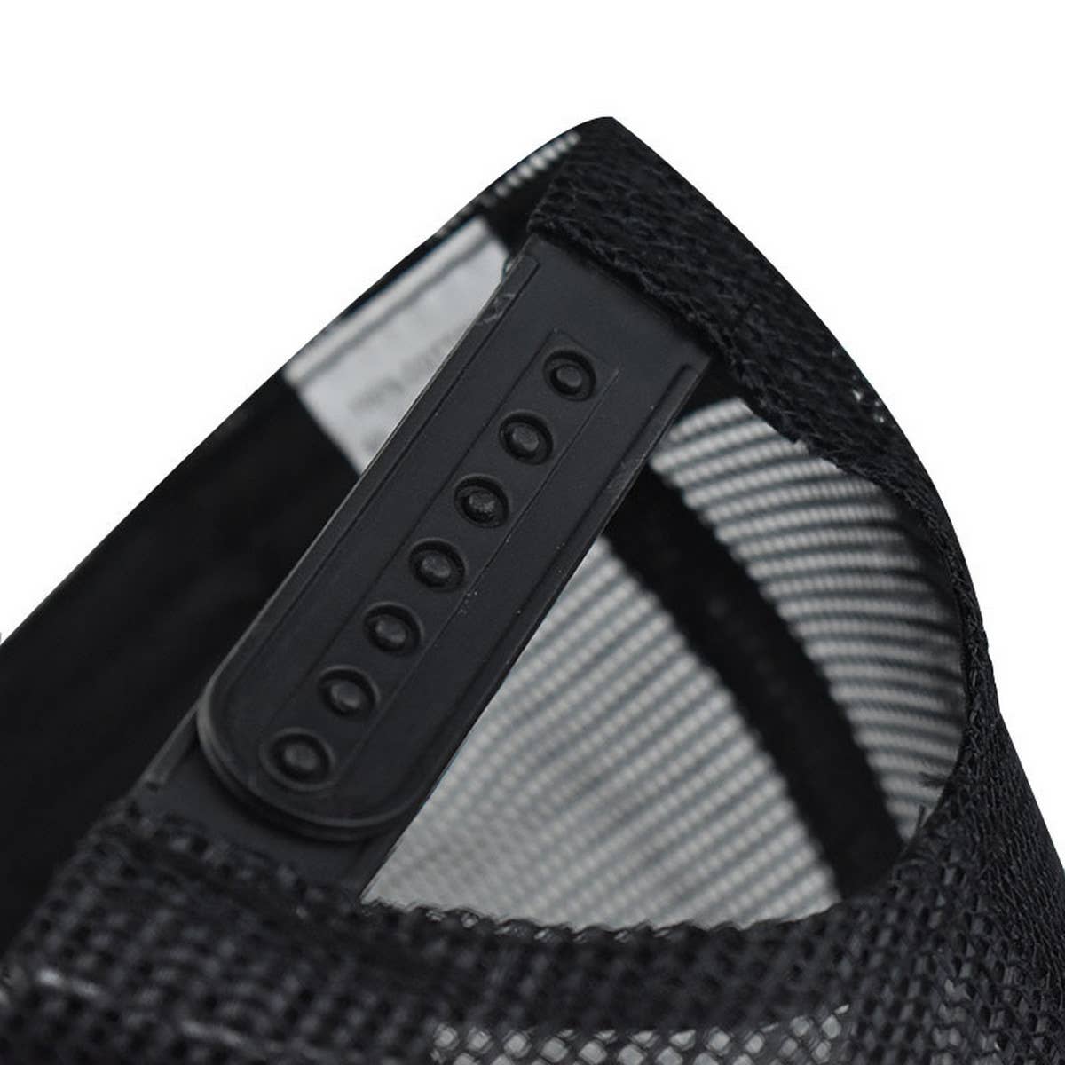 NEW ANIMAL EMBROIDERED BREATHABLE MESH TRUCKER HAT_CWAH1357