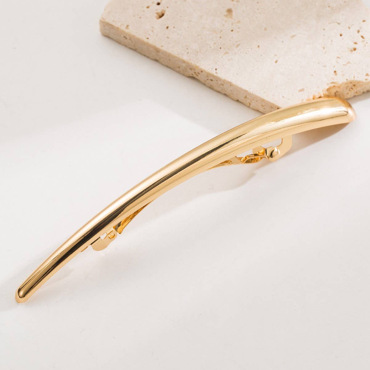 Wrinkled Metal Hair Clip Elegant Low Ponytail_Cwmm8539