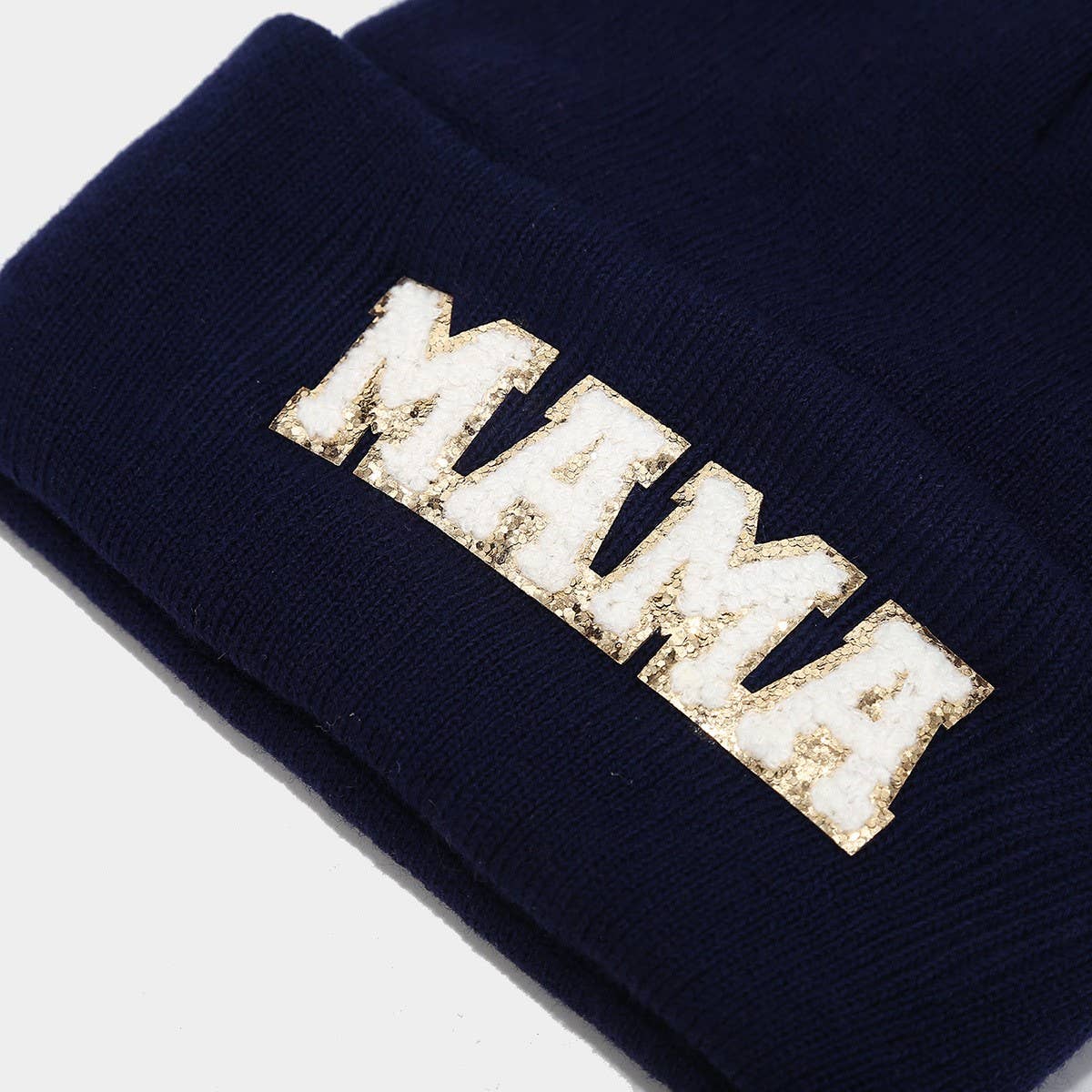 MAMA KNITTED HAT WITH EMBROIDERED LETTERS ON TOWEL_CWAH2080