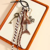 Vintage Leather Fishbone Bear Keychain Charm_Cwmm7757